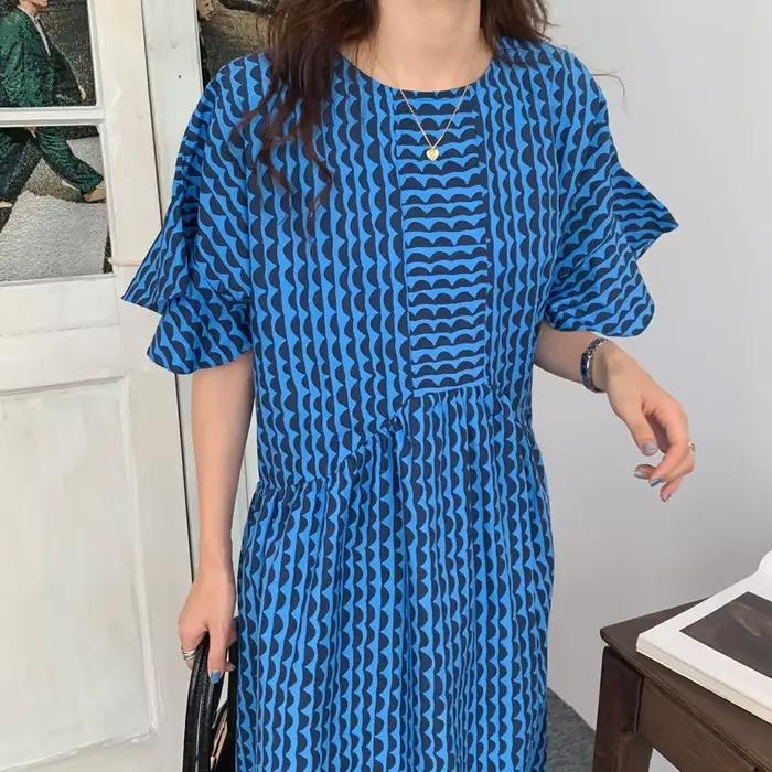 Robe longue rayée à manches papillon pour femmes, robe d'été maxi, taille A-ligne, croix de croix, v