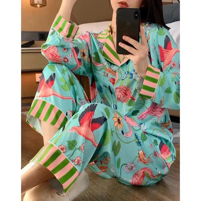 Pyjamas pour femmes au printemps et en été à manches longues, motifs de fleurs et d'oiseaux, haut de