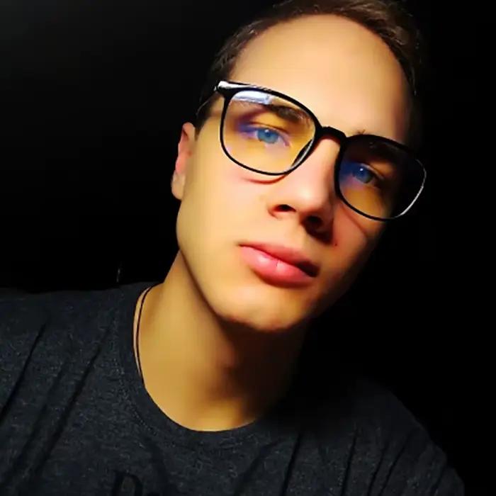 Lunettes d'ordinateur carrées transparentes, monture ronde Anti-lumière bleue pour femmes et hommes,