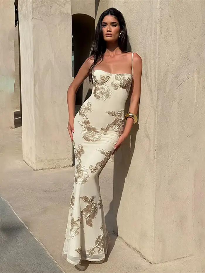 Nibber Élégant Fleur Broderie Maxi Robe Femmes Col Bas Croix Bandage Dos Nu D'été Rue Tendance Skinn