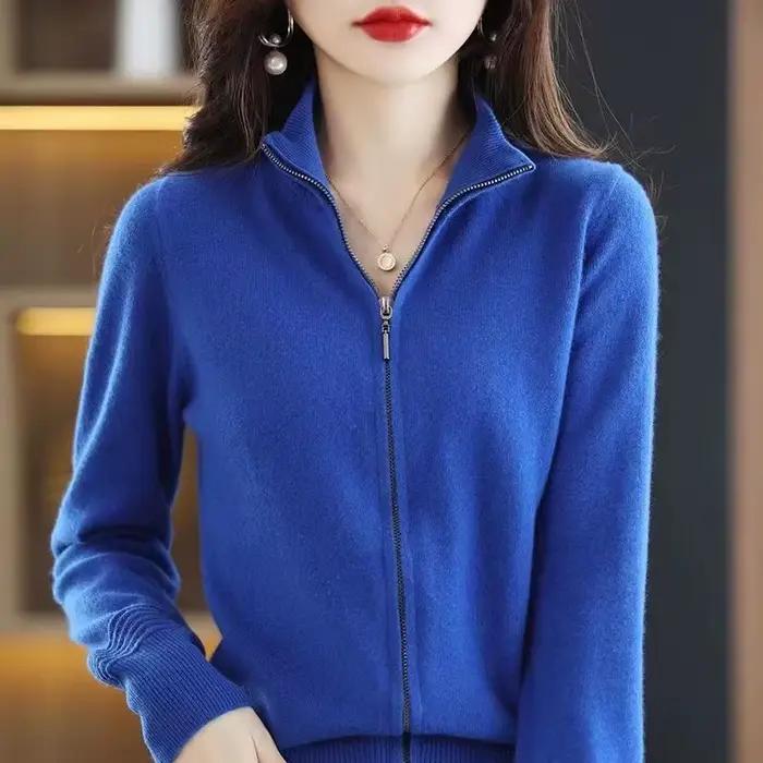 Nouveau pull en laine pour femme printemps-automne 2026, cardigan court à col montant zippé, couleur
