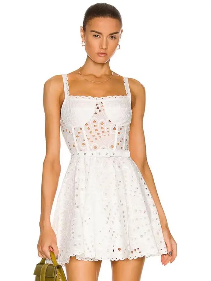 Mini robe en dentelle blanche évidée pour femme, bretelles en dentelle, taille haute, robe trapèze, 
