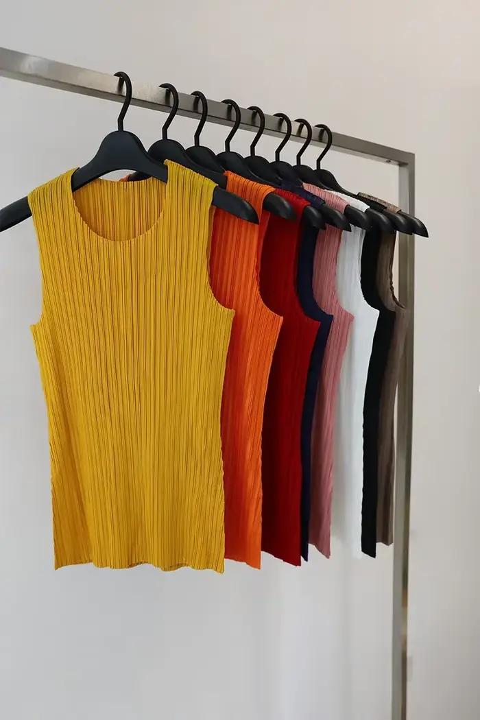 YUDX-T-shirt plissé à col rond pour femme, haut précieux, tempérament décontracté japonais, concepti
