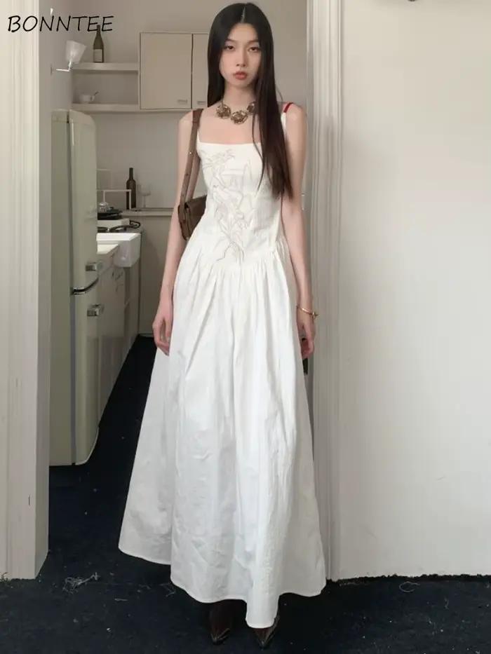 Robes de broderie élégantes pour femmes, Streetwear attrayant, Style chinois, Vacances populaires, L