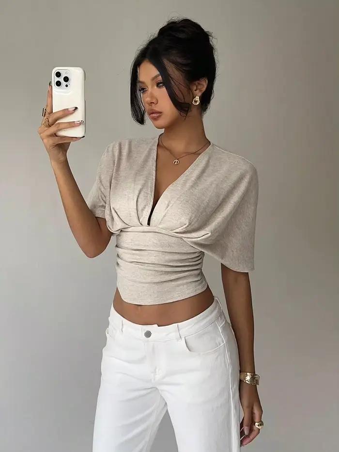 T-shirt d'été à manches courtes pour femmes, abricot, décolleté en V profond, ajusté