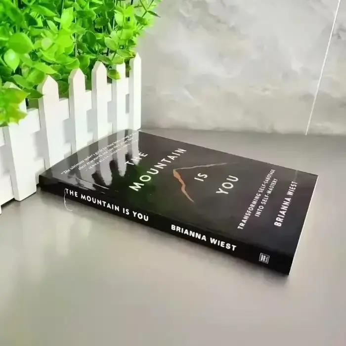 Nouveauté 2025 : La Montagne Est Vous : Transformer la self-sabotage en maîtrise de soi – Livres en anglais – Cadeaux d'anniversaire