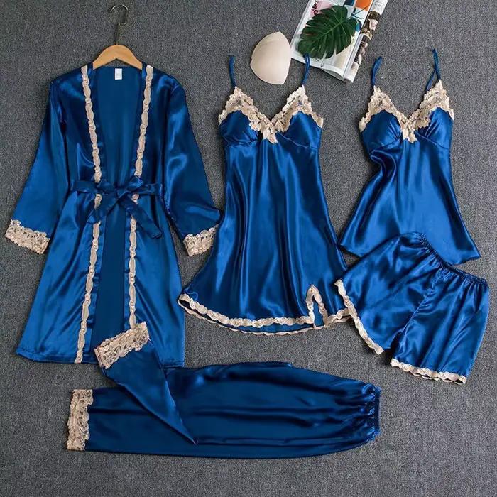 Nouvel Ensemble de Pyjama de Luxe en Satin 5 Pièces pour Femme Occasions Spéciales Tenue d'Intérieur Élégante et Tendance