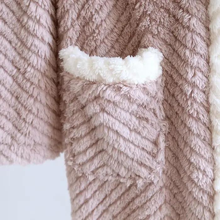 Automne hiver Robe de nuit femme corail velours hiver Robe épaissir chaud femmes peignoir flanelle ample neige porter maison Robes poches