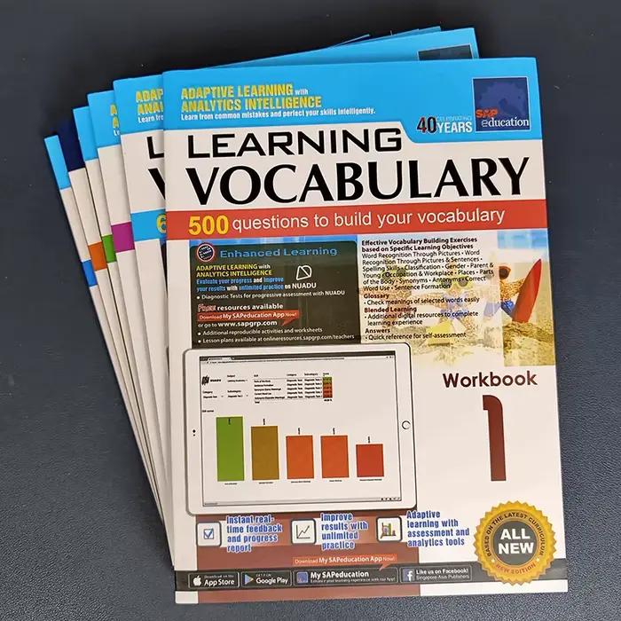 Livre Vocabulaire de Singapour pour Apprendre l'Anglais, Cahier d'ApprentiCumbria de l'Anglais, pour les Dossiers des Élèves de 1 à 6 Ans, pour Réduire le Cahier d'Entraînement, pour l'École Primaire 