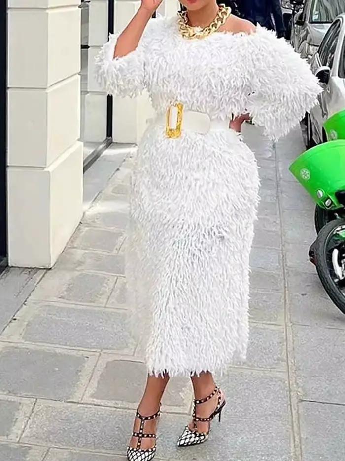 Robe de soirée d'hiver pour femme élégante avec décolleté asymétrique et fausse fourrure polyester pour occasions spéciales