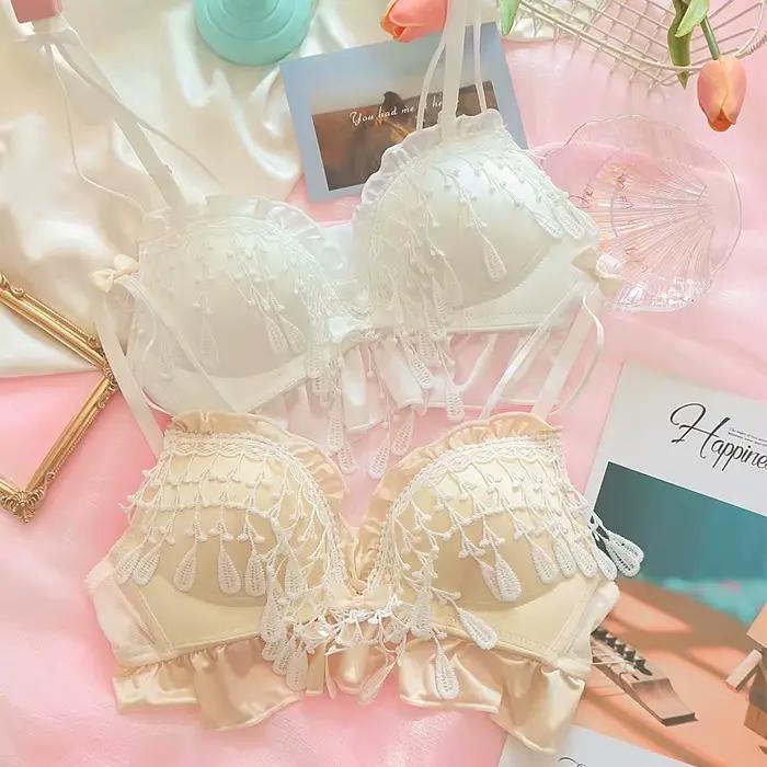 Soutien-gorge en dentelle pour adolescentes, doux et mignon, petits seins, pompon, princesse, vent, lingerie, grande taille, push up, sous-vêtements pour femmes