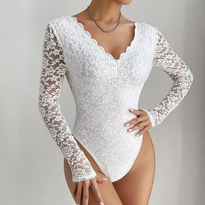 Body Sexy en dentelle blanche pour femmes, couleur unie, manches longues, Corset transparent, haut à volants, col en V, combinaison cintrée, automne