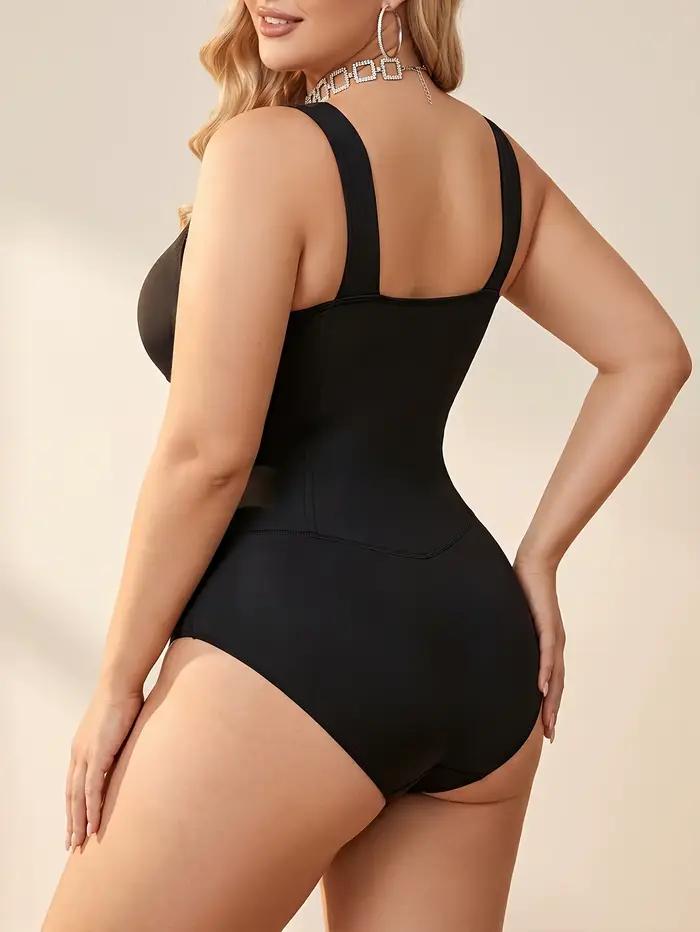 Body gainant grande taille à bretelles larges et empiècements en maille, avec soutien osseux intégré et entrejambe à boutons-pression pour un accès facile aux toilettes et un effet ventre plat