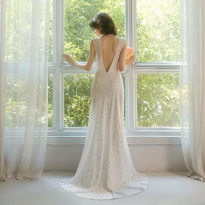 Robe de nuit de luxe pour femme, col en V, sans manches, robe longue blanche ajustée style princesse, tenue de nuit d'été pour femme, Vestido