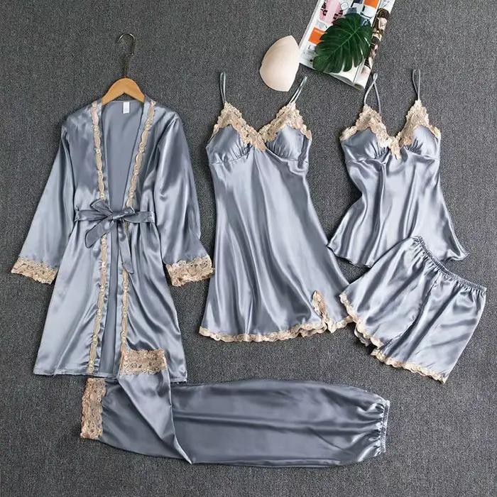 Nouvel Ensemble de Pyjama de Luxe en Satin 5 Pièces pour Femme Occasions Spéciales Tenue d'Intérieur Élégante et Tendance
