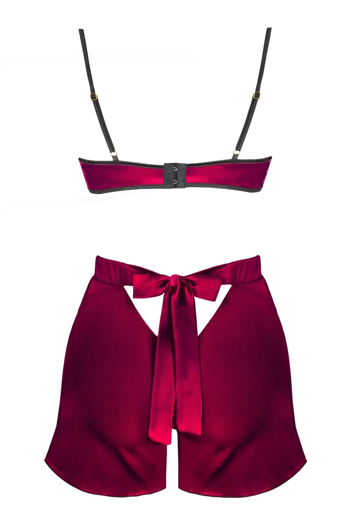 Nineras Cllaret Collection