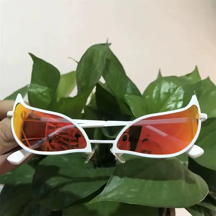 Donquixote PVC lunettes de soleil Doflamingo Cosplay lunettes Anime oeil de chat lunettes de soleil