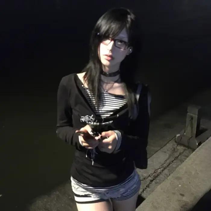Karrram japonais Y2k faux deux pièces hauts Trashy 2000s tatouage imprimé T-shirt Grunge esthétique