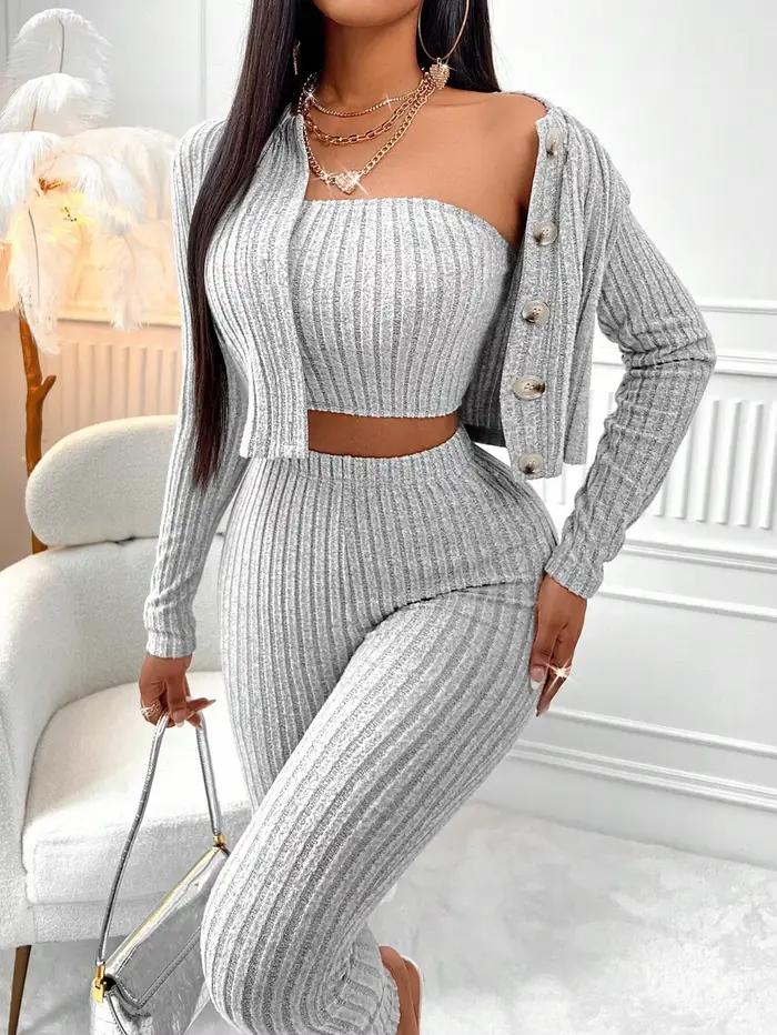 Ensemble 3 pièces de camisole, veste à boutons sur le devant et leggings de couleur unie