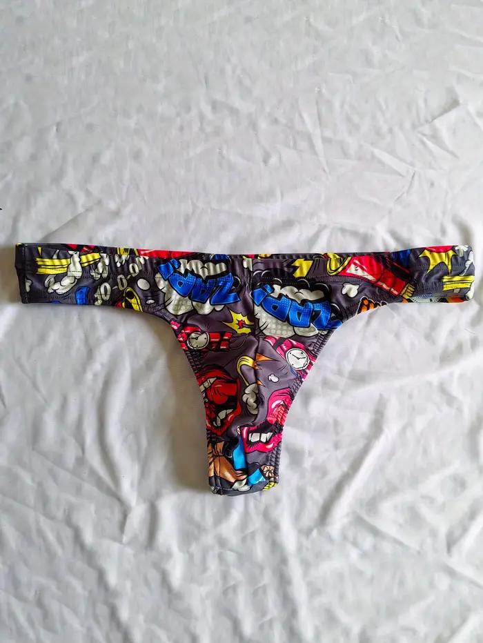 Hommes Pop Art dessin animé imprimé taille basse Sexy Bikini string maillots de bain plage slip de b