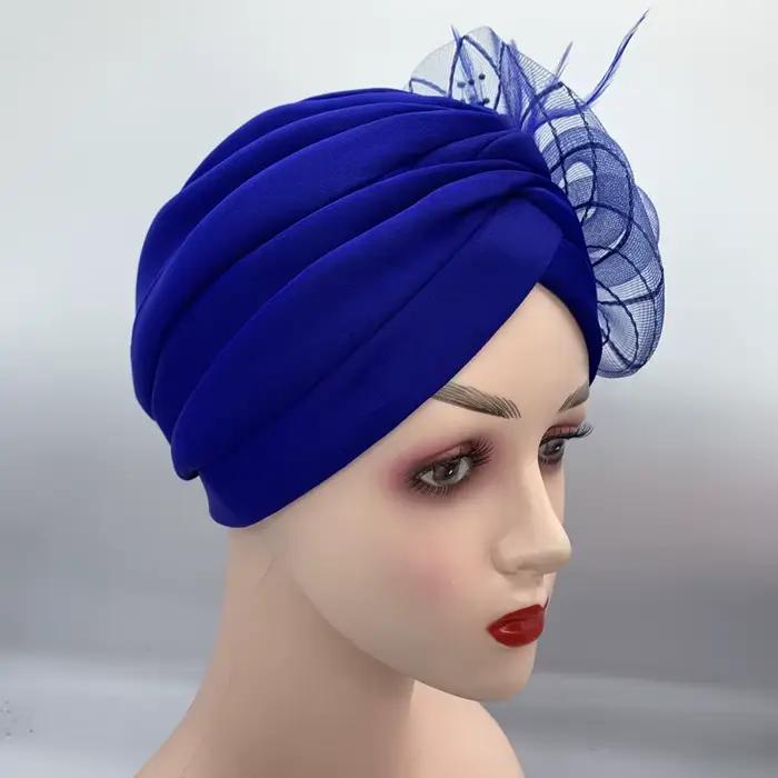 Chapeaux turban de fleurs de plumes pour femmes, écharpe de sauna musulmane, bonnet femme, prêt à po