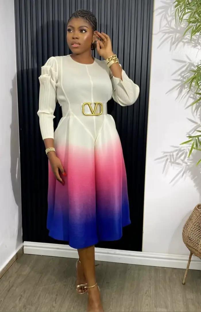 Robe trois maisons plissée pour femme, col rond, manches longues, ourlet conique, moelleux, ata yake
