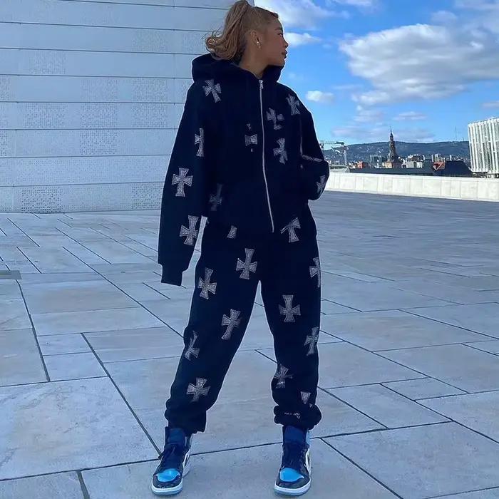 Ensemble deux pièces imprimé croix gothique pour femme, sweats à capuche et pantalons, survêtement c