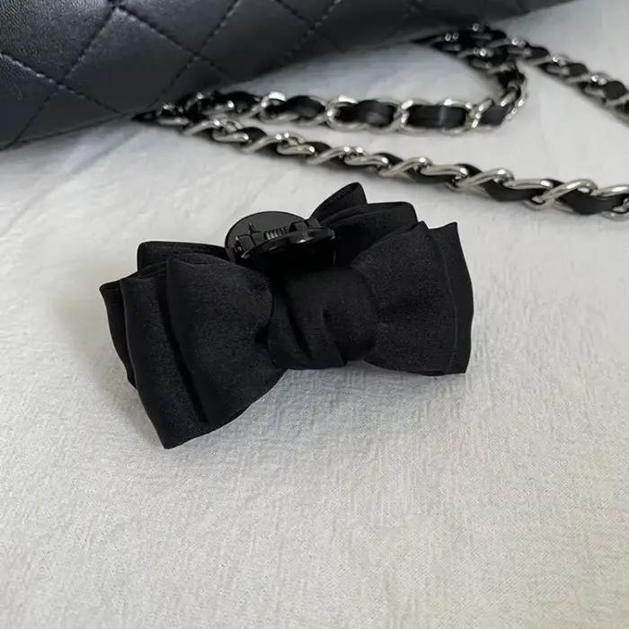 Pince à cheveux avec nœud noir pour femmes et filles, pince latérale pour la front, princesse, petit