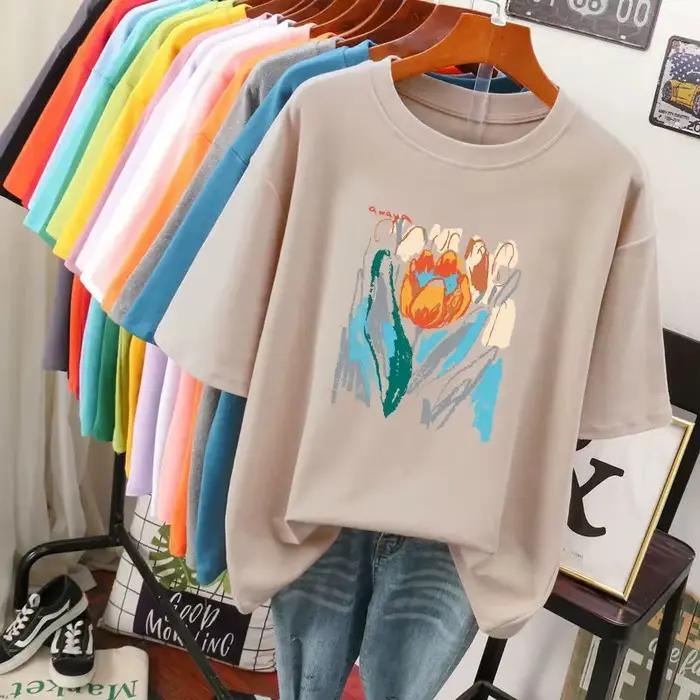 T-shirt manches courtes col rond femme, estival et basique, avec peinture florale, noir et blanc, gr