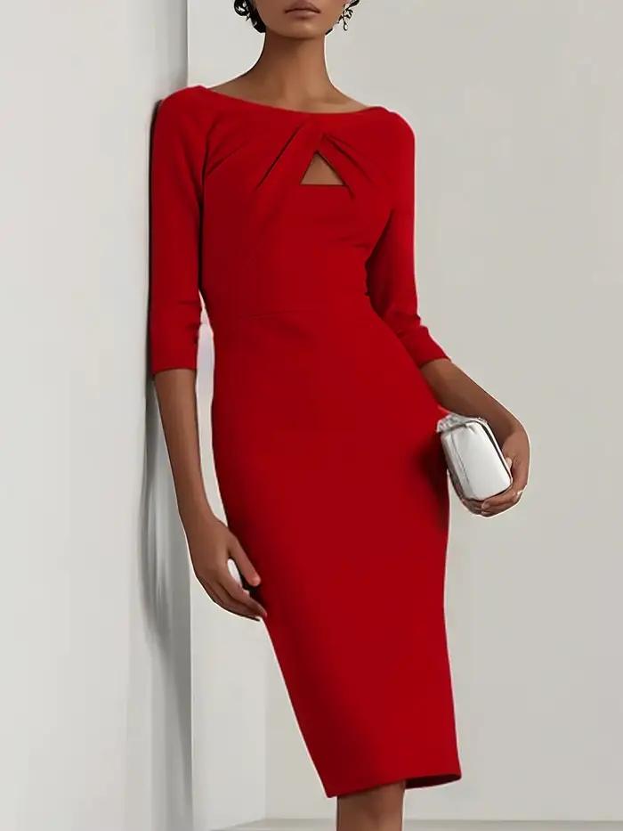 Robe midi moulante élégante à détail torsadé sur le devant et découpe en clé de serrage - Tenue de c