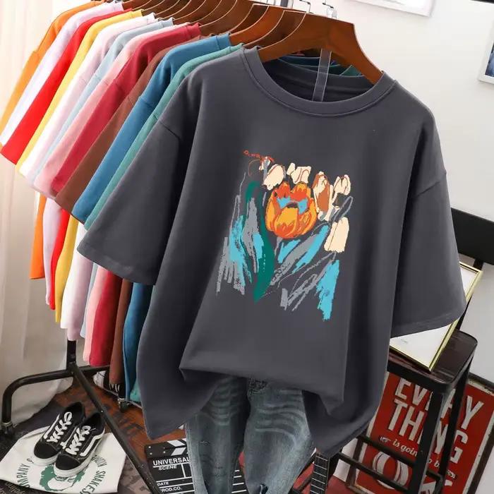 T-shirt manches courtes col rond femme, estival et basique, avec peinture florale, noir et blanc, gr