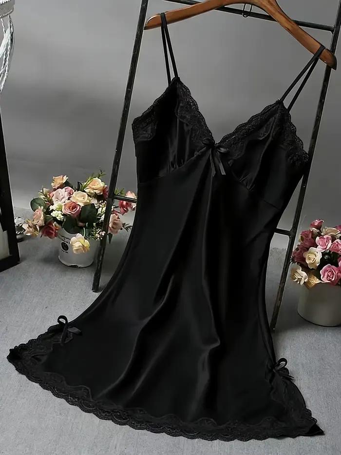 Robe de nuit en satin pour femme avec dentelle, nuisette sexy à fines bretelles, vêtement de nuit soyeux et lisse, lingerie élégante pour la maison