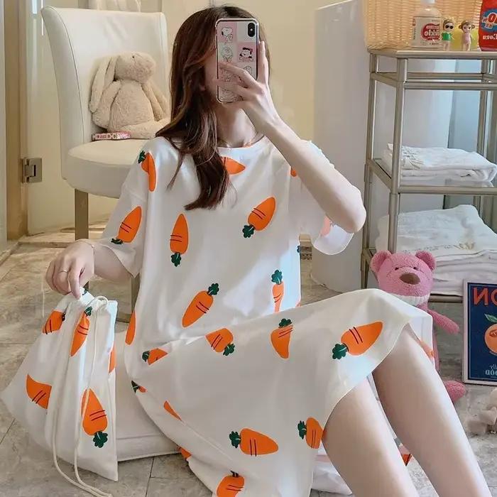 Robe de nuit pour femmes, nouvelle mode, vêtements de nuit, dessin animé, manches courtes, pyjama imprimé, 2024