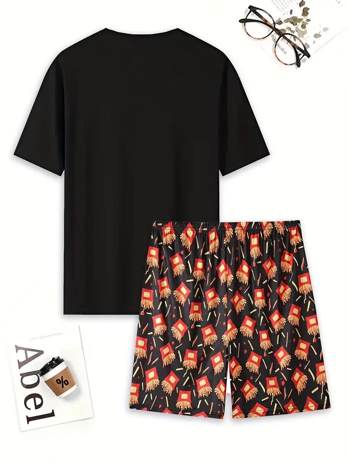 Un ensemble de pyjamas décontractés imprimés avec des motifs de frites, comprenant un short et un t-shirt, vêtements d'été confortables