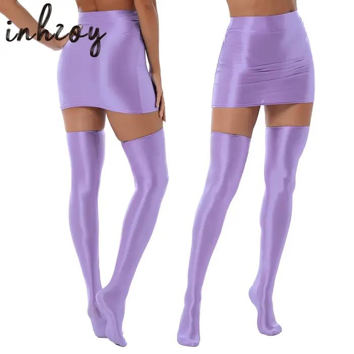 Třpytivý diskotékový outfit pro ženy
