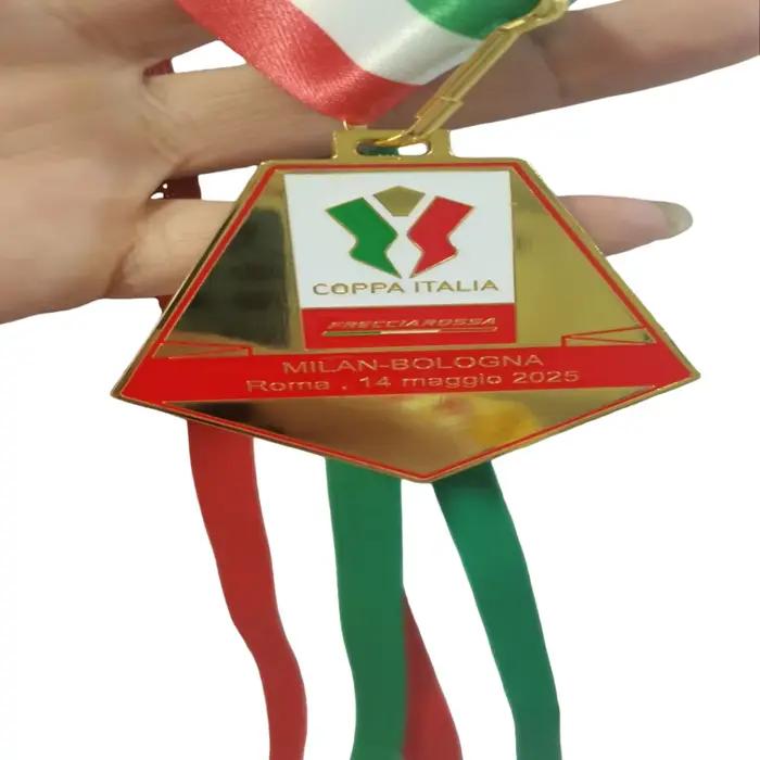 La médaille des champions de Coppa Italia 2025, gagnants finales, Souvenirs de fans de médailles avec ruban, Souvenirs de fans