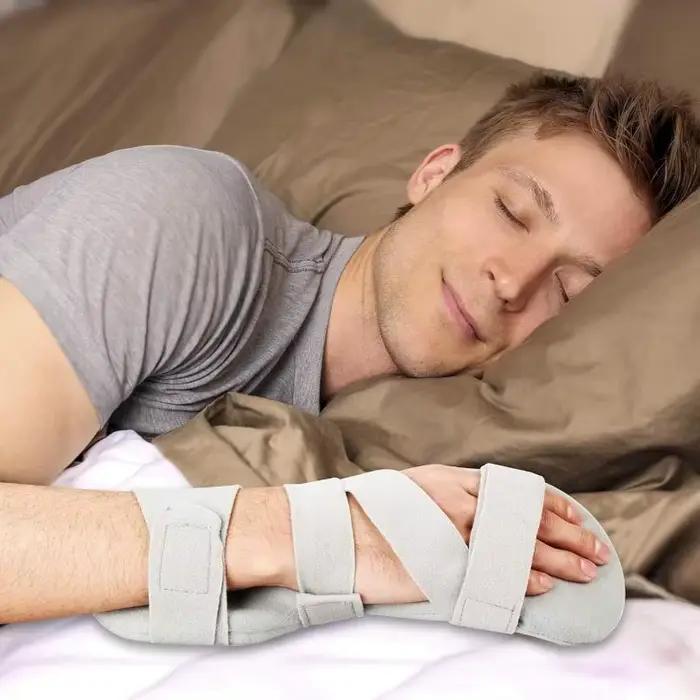 Attelle de nuit réglable pour main et doigts, support orthopédique pour poignet, pour la rééducation de l'arthrite et de la tendinite