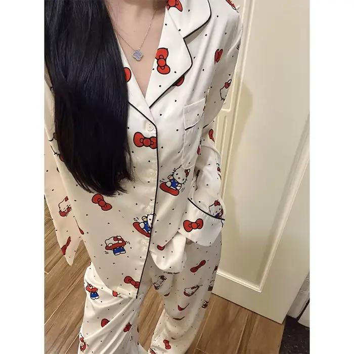 Kawaii Hello Kitty pyžamový set