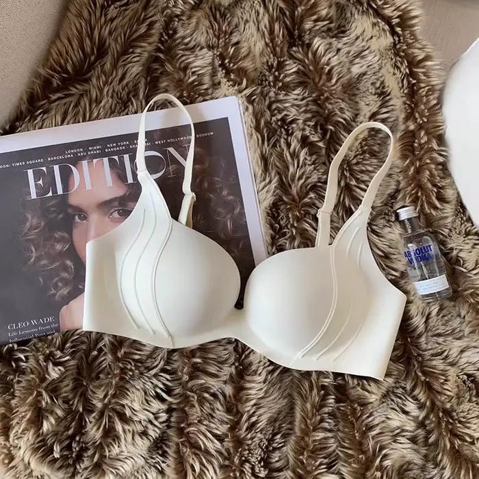 Soutien-gorge anti-gravité sans couture pour poitrine petite, soutien-gorge push-up rembourré avec soutien latéral, sans interstice pour rehausser et améliorer le décolleté et prévenir