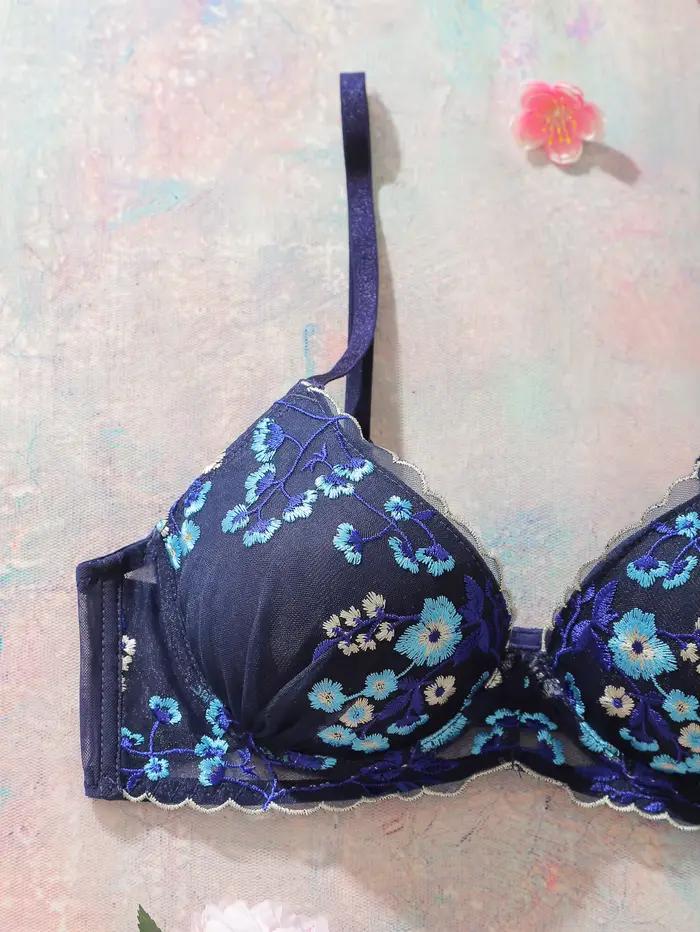 Soutien-gorge brodé floral pour femme, délicat, bleu marine, en dentelle et résille, à armatures, pour usage quotidien