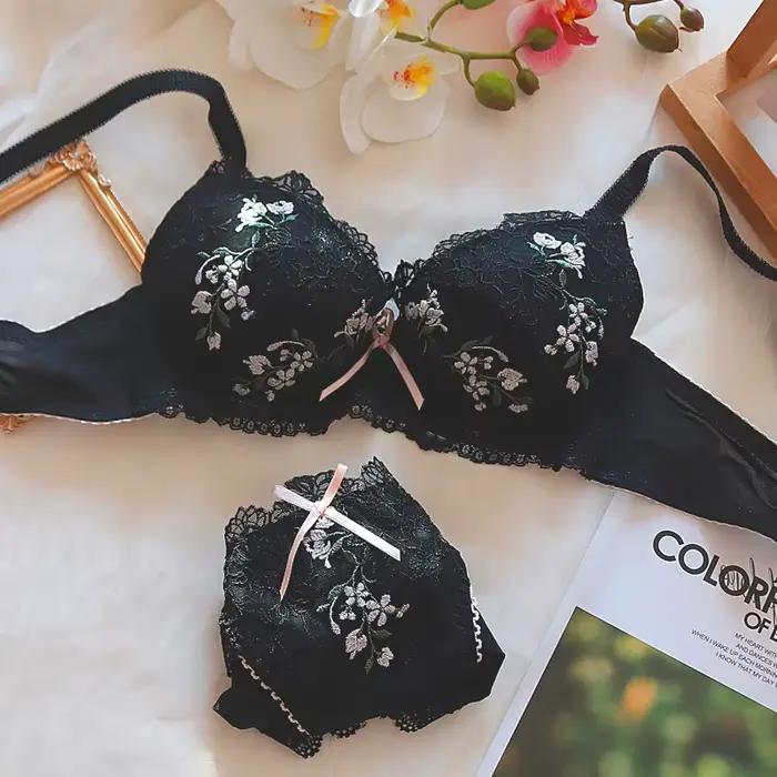 Ensemble de Lingerie en dentelle brodée florale pour femmes, mince et rond, pour la maison, avec anneau en acier, soutien-gorge, caleçon, costume