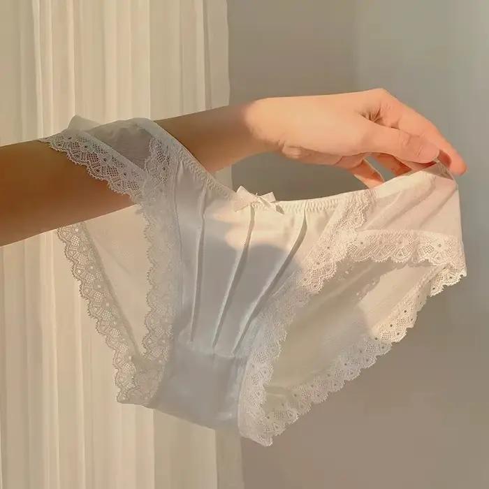 Culotte en Satin Vintage couleur unie, sous-vêtements respirants pour femmes, Lingerie française Sexy avec nœud en dentelle, taille moyenne, slip en maille fine, nouveau