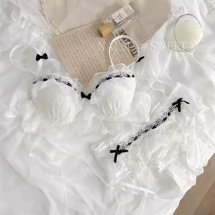 Soutien-gorge Sexy Lolita ensemble de soutien-gorge petits seins rassemblés sans anneau en acier soutien-gorge Sexy couleur unie désir dentelle doux tempérament ensemble de soutien-gorge