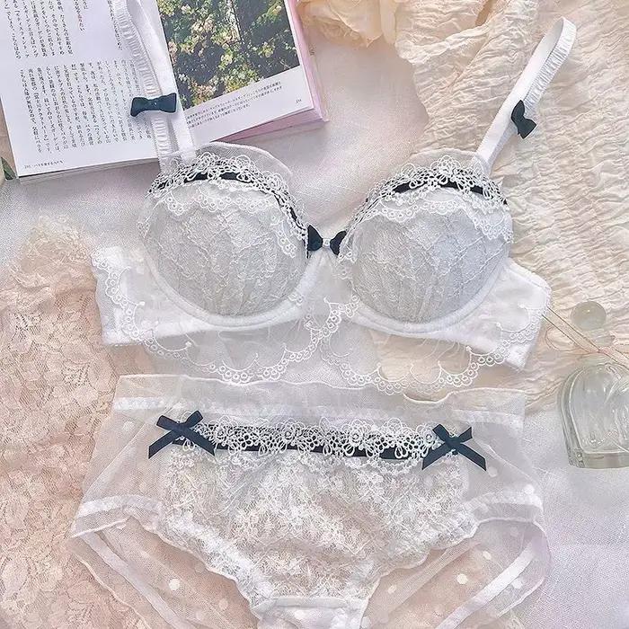 Soutien-gorge Sexy Lolita ensemble de soutien-gorge petits seins rassemblés sans anneau en acier soutien-gorge Sexy couleur unie désir dentelle doux tempérament ensemble de soutien-gorge