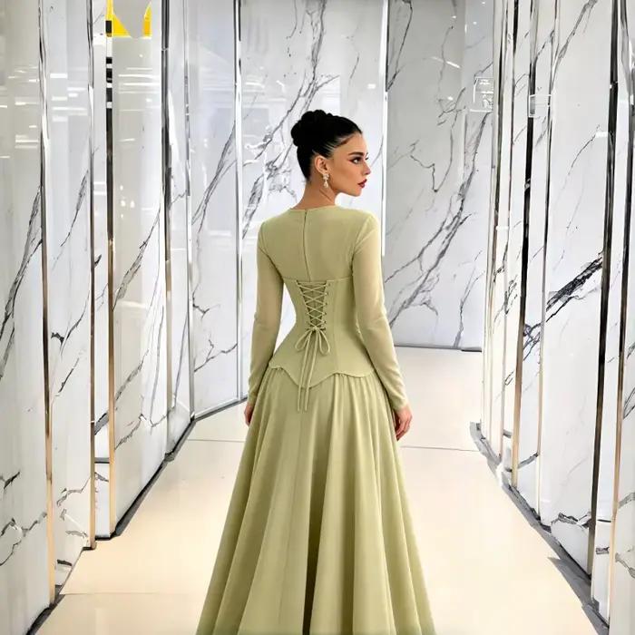 Robe de soirée corset à manches longues 2026 avec appliques florales perlées, dos lacé, coupe trapèze, pour femme, idéale pour les fêtes - Siren Hill
