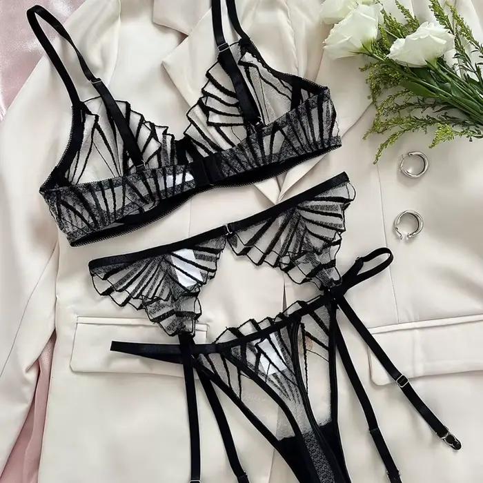 Ensemble de lingerie sexy pour femme, soutien-gorge et culotte sensuels, lingerie romantique pour femme, ensembles de lingerie sexy, tenue sexy, string