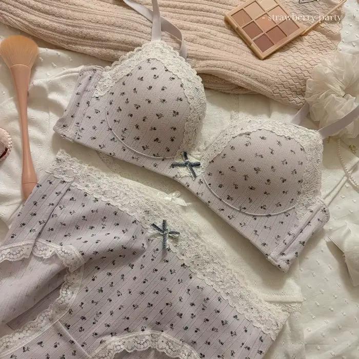 Ensemble de soutien-gorge Floral en dentelle pour adolescents, Sexy, confortable, sans anneau en acier, beauté du dos, petits seins rassemblés, soutien-gorge Anti-affaissement