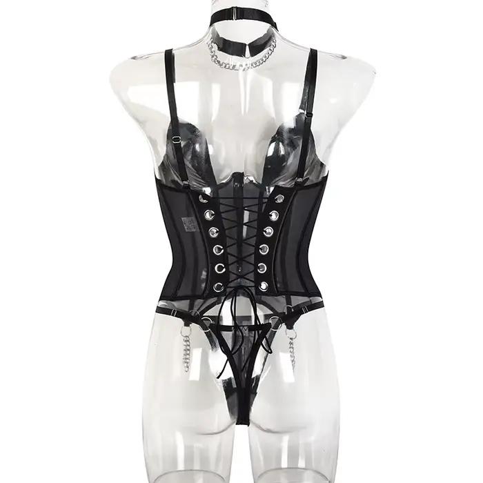 Lingerie fantaisie, lingerie féminine sexy, lingerie charmante, ensemble de lingerie avec des détails de chaîne transparente séduisants et un dos à lacets