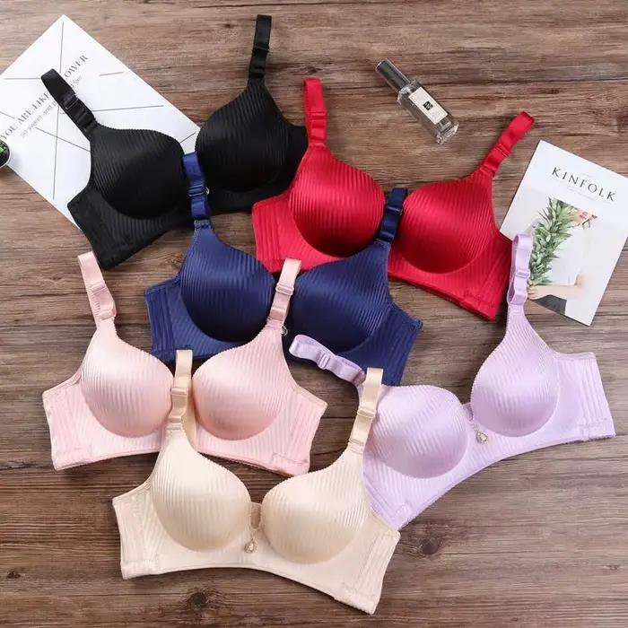 Mimořádně pohodlná push-up podprsenka s 8 cm vyvýšovacími vložkami